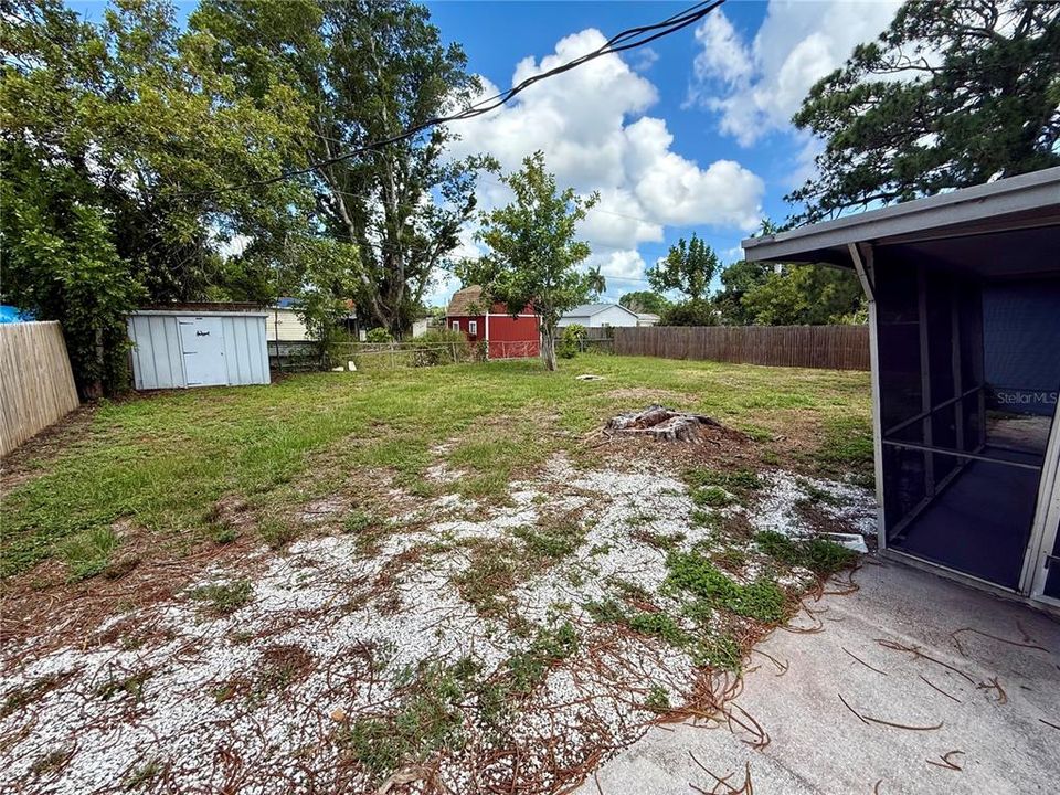 Active With Contract: $315,000 (3 beds, 2 baths, 1358 Square Feet)