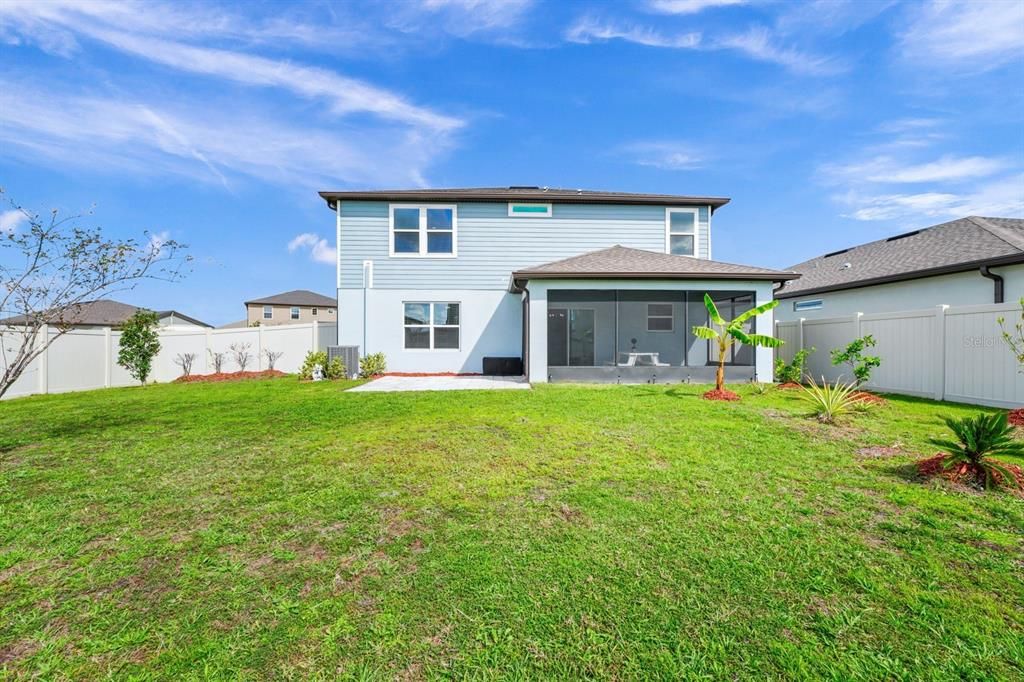 En Venta: $429,000 (4 camas, 2 baños, 2395 Pies cuadrados)