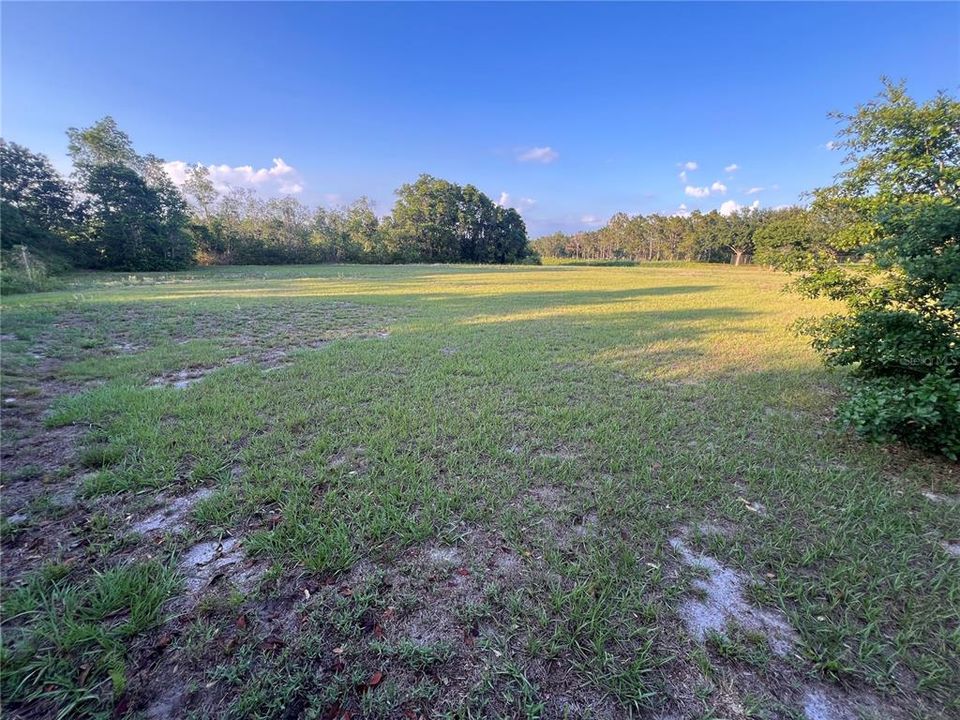 For Sale: $183,500 (0.92 acres)