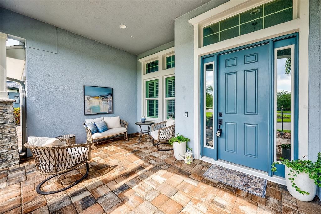 Activo con contrato: $929,900 (4 camas, 3 baños, 3350 Pies cuadrados)