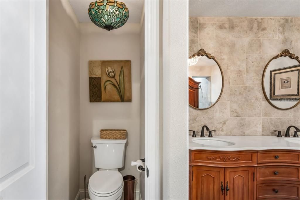 En Venta: $975,000 (3 camas, 2 baños, 2286 Pies cuadrados)