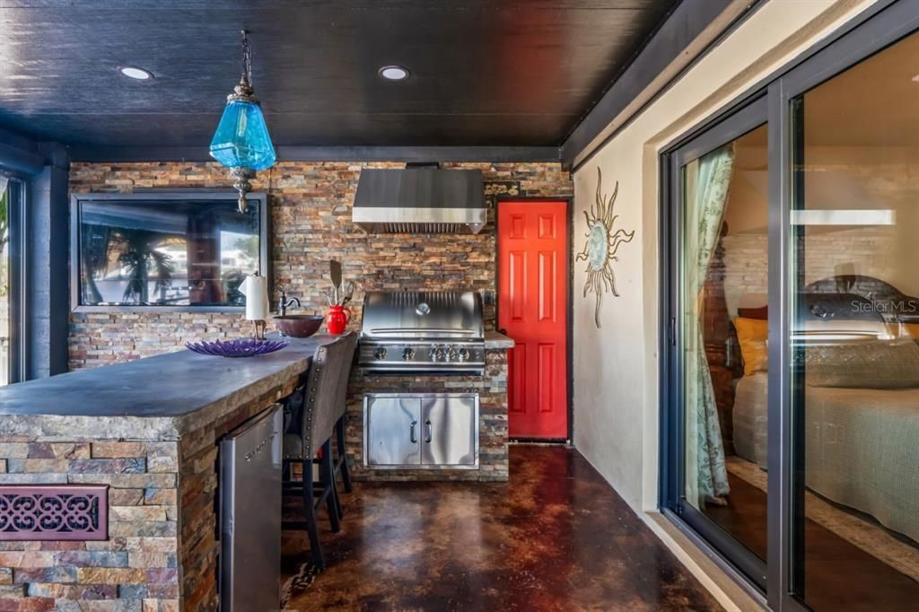 En Venta: $975,000 (3 camas, 2 baños, 2286 Pies cuadrados)