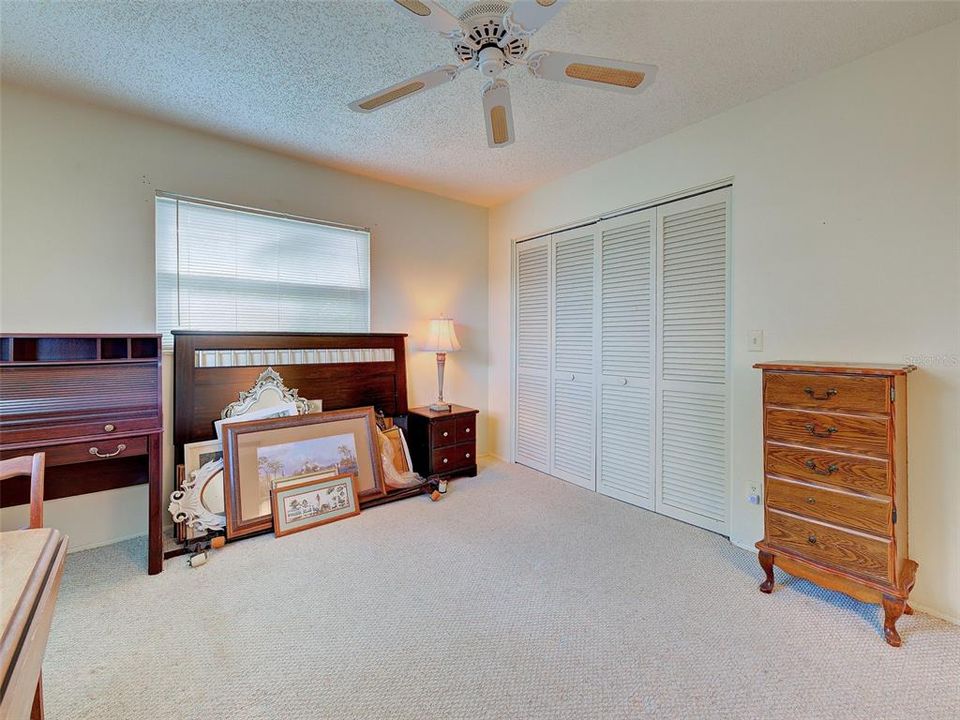 For Sale: $298,000 (2 beds, 2 baths, 1215 Square Feet)