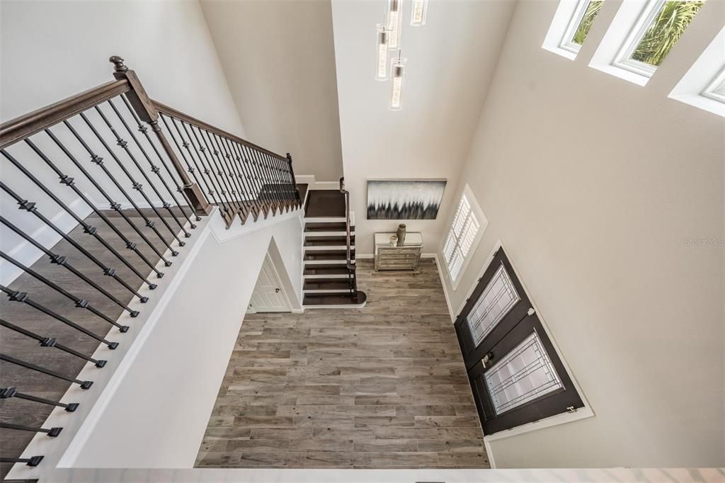 Activo con contrato: $1,290,000 (5 camas, 4 baños, 3457 Pies cuadrados)