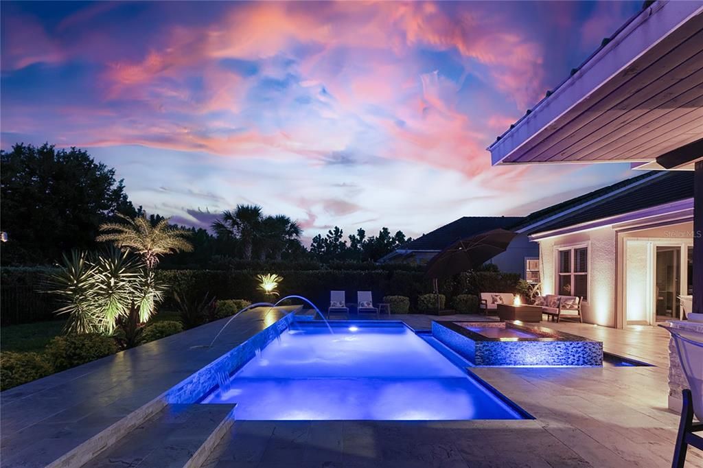 Activo con contrato: $1,290,000 (5 camas, 4 baños, 3457 Pies cuadrados)