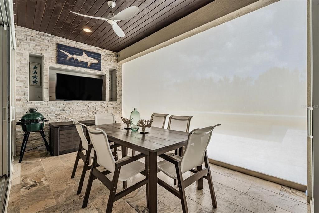 Activo con contrato: $1,290,000 (5 camas, 4 baños, 3457 Pies cuadrados)