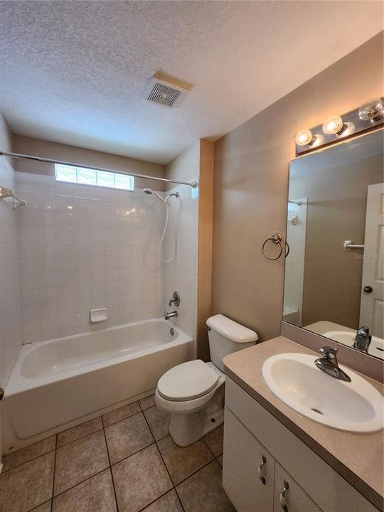 Под контрактом: $1,995 (3 спален, 2 ванн, 1521 Квадратных фут)