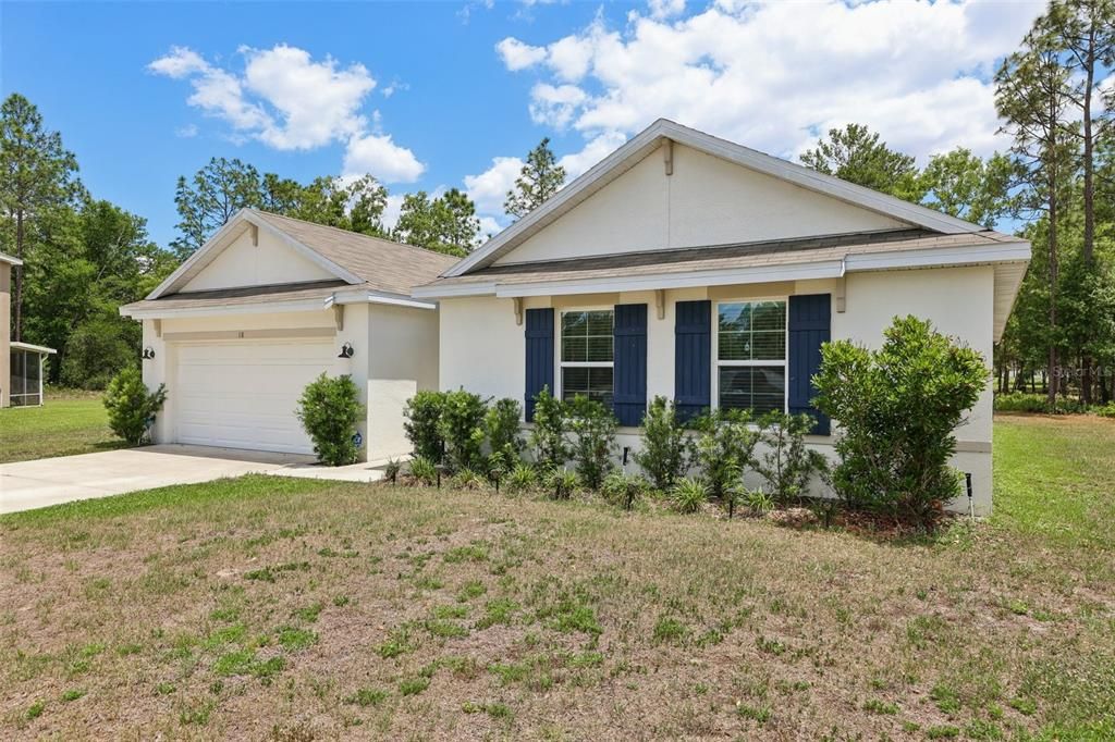 For Sale: $299,990 (4 beds, 2 baths, 2319 Square Feet)