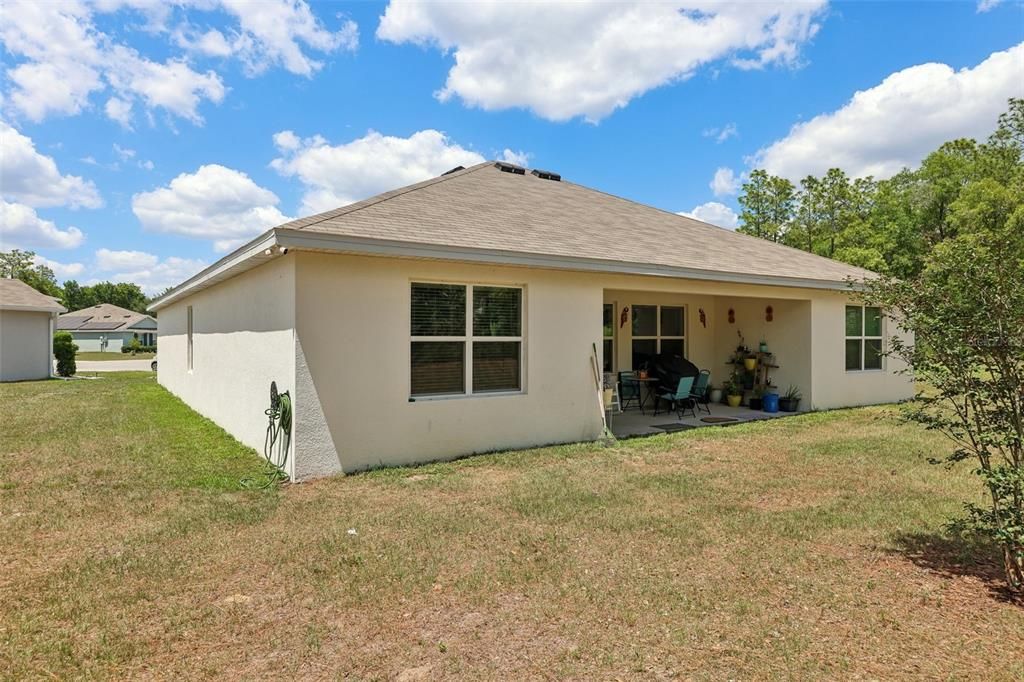 For Sale: $299,990 (4 beds, 2 baths, 2319 Square Feet)