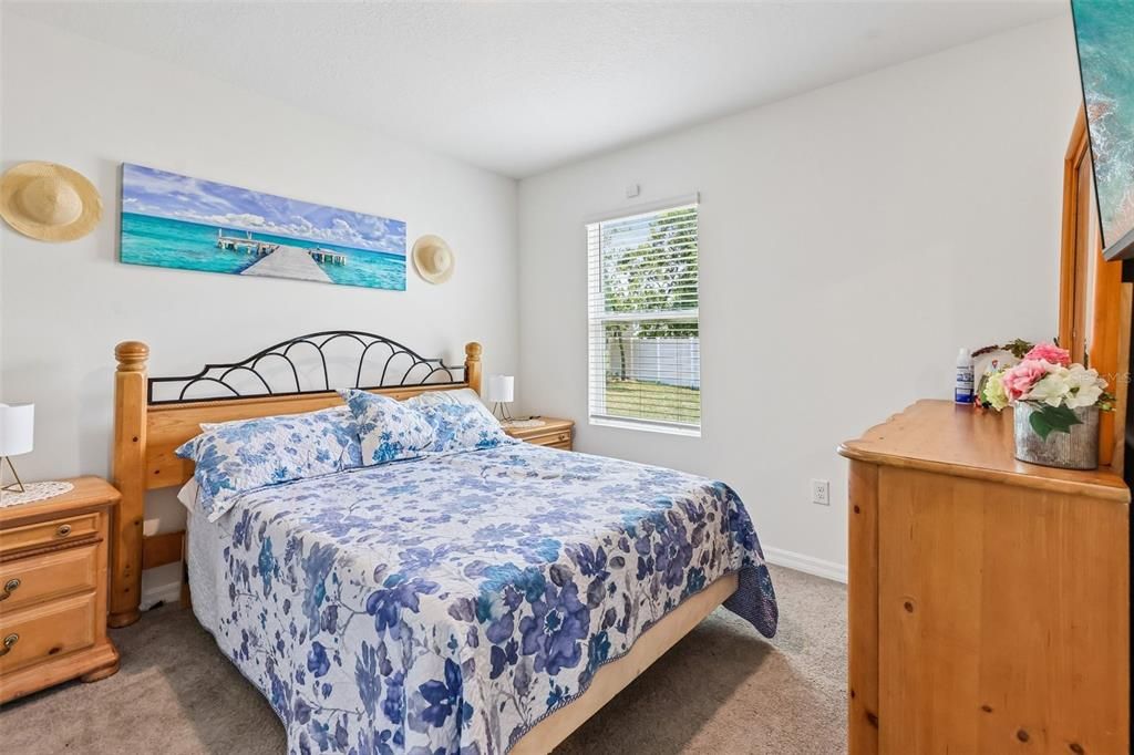 For Sale: $299,990 (4 beds, 2 baths, 2319 Square Feet)