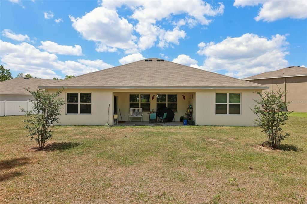 For Sale: $299,990 (4 beds, 2 baths, 2319 Square Feet)