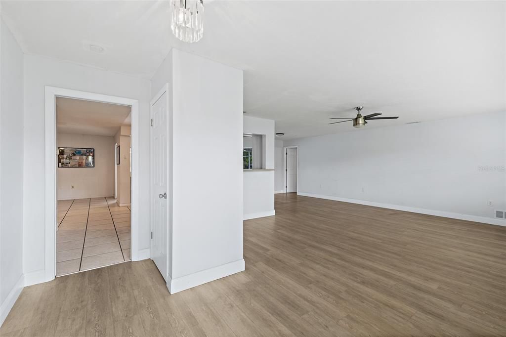 For Sale: $642,000 (4 beds, 2 baths, 1864 Square Feet)