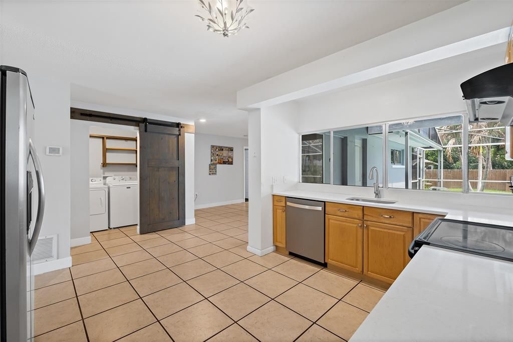 For Sale: $642,000 (4 beds, 2 baths, 1864 Square Feet)