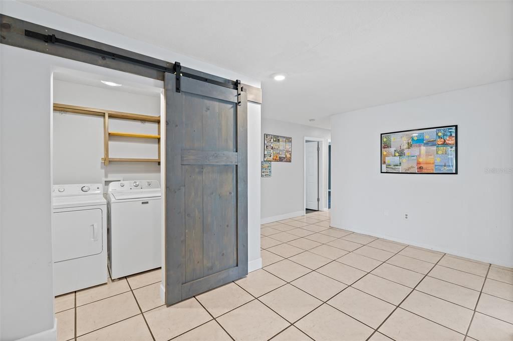 For Sale: $642,000 (4 beds, 2 baths, 1864 Square Feet)