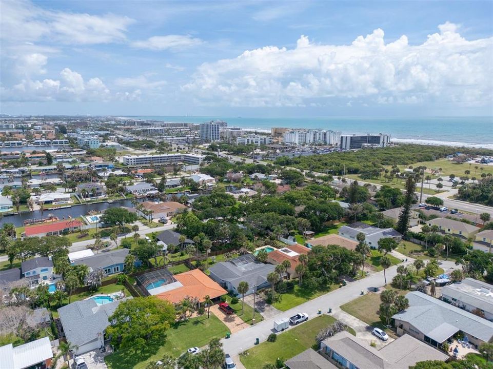 For Sale: $642,000 (4 beds, 2 baths, 1864 Square Feet)