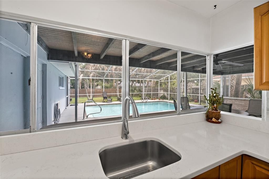 For Sale: $642,000 (4 beds, 2 baths, 1864 Square Feet)