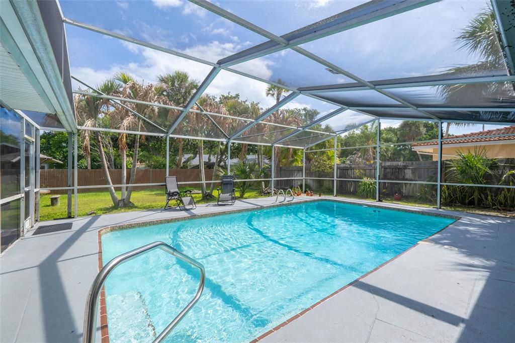 For Sale: $642,000 (4 beds, 2 baths, 1864 Square Feet)