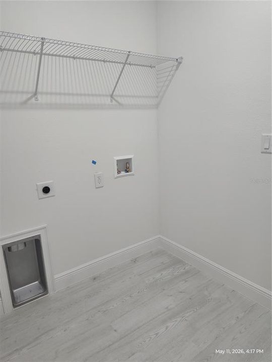 For Rent: $1,800 (4 beds, 2 baths, 1800 Square Feet)