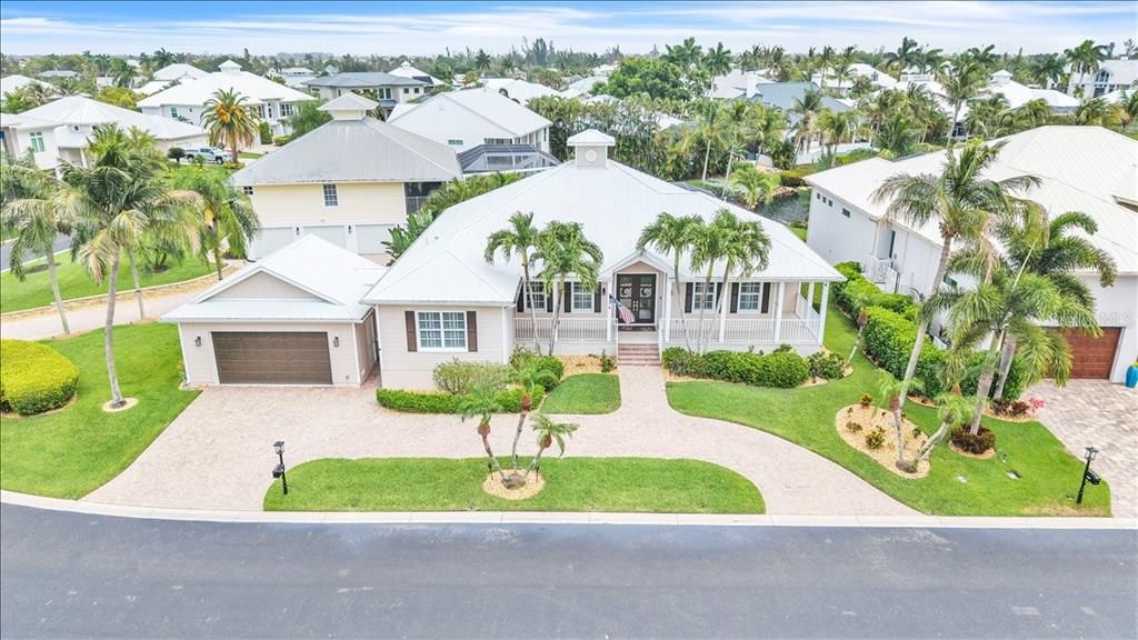 For Sale: $675,000 (4 beds, 2 baths, 2449 Square Feet)