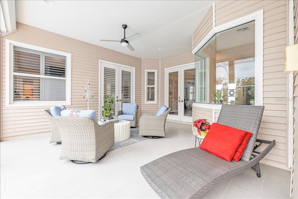 For Sale: $675,000 (4 beds, 2 baths, 2449 Square Feet)