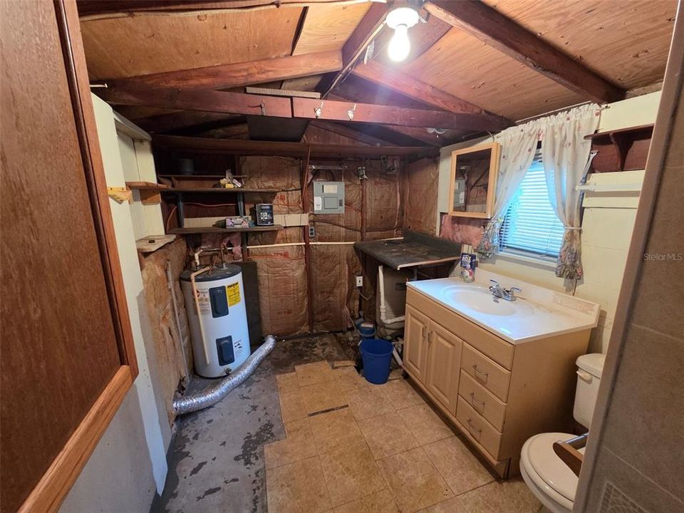 En Venta: $159,900 (2 camas, 1 baños, 892 Pies cuadrados)
