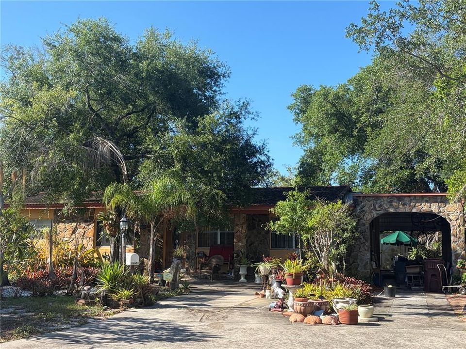 Vendido Recientemente: $430,000 (4 camas, 2 baños, 1260 Pies cuadrados)