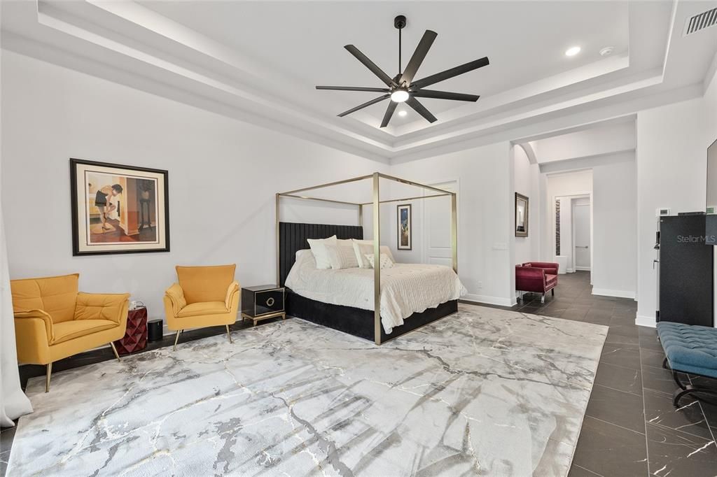 For Sale: $1,049,000 (3 beds, 3 baths, 3162 Square Feet)