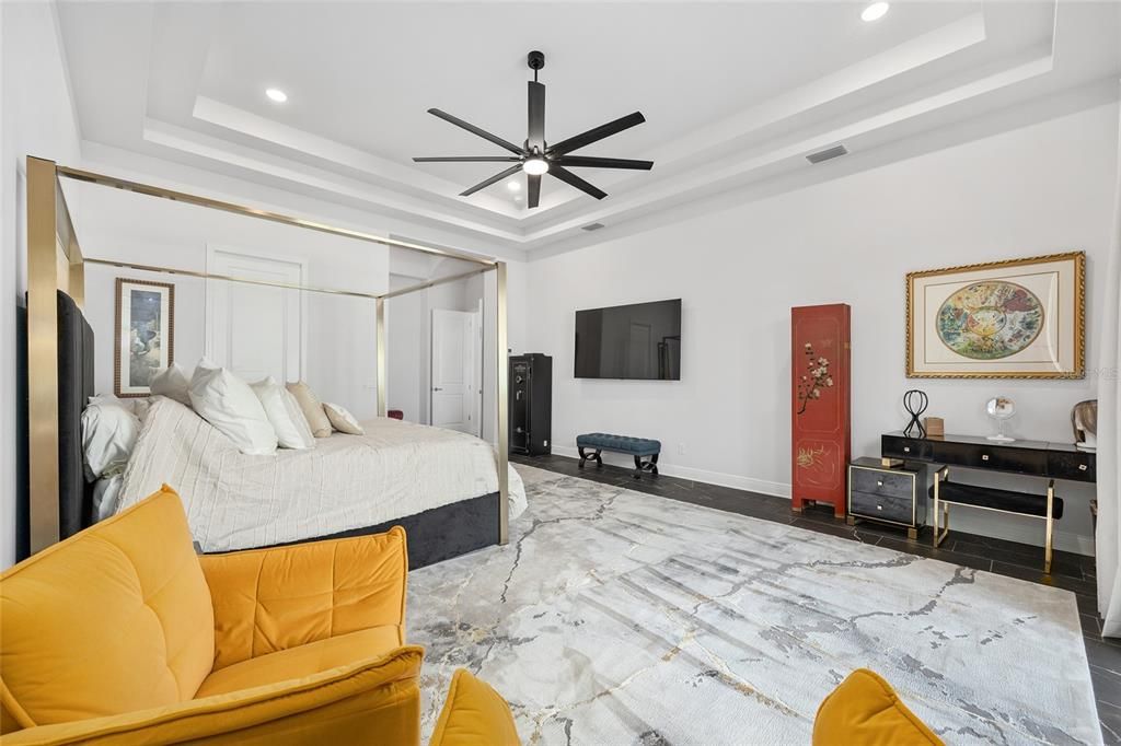 For Sale: $1,049,000 (3 beds, 3 baths, 3162 Square Feet)