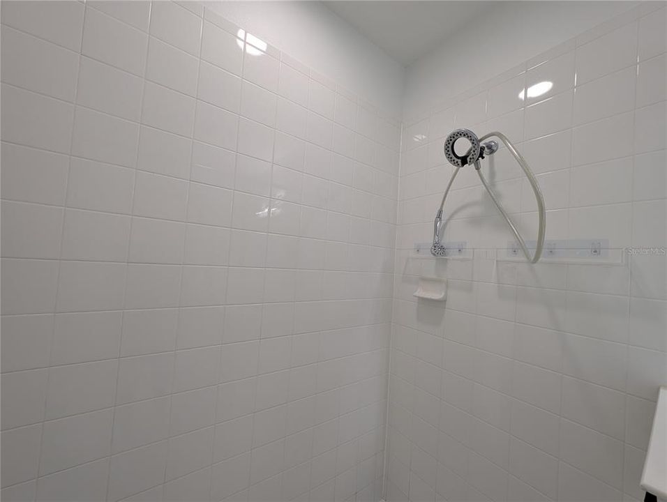Active With Contract: $2,900 (3 beds, 2 baths, 1848 Square Feet)