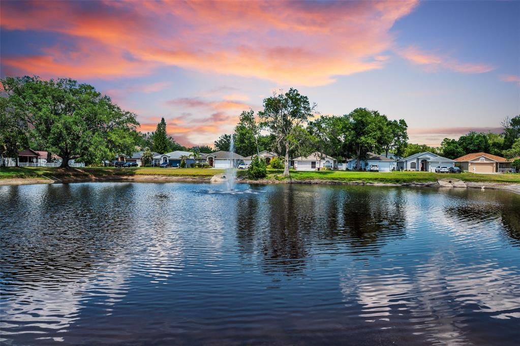 На продажу: $274,900 (3 спален, 2 ванн, 1260 Квадратных фут)