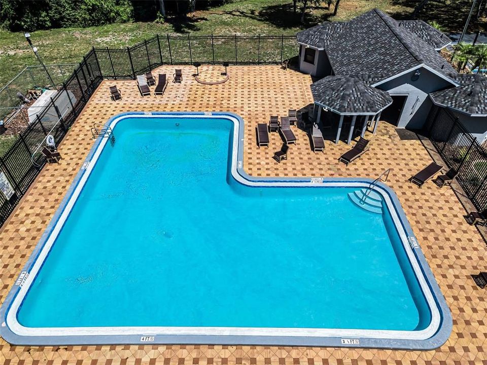 На продажу: $274,900 (3 спален, 2 ванн, 1260 Квадратных фут)