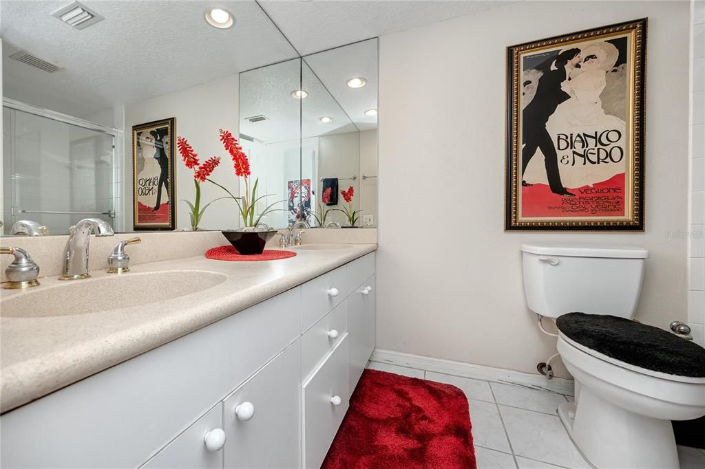 For Sale: $525,000 (3 beds, 4 baths, 2174 Square Feet)