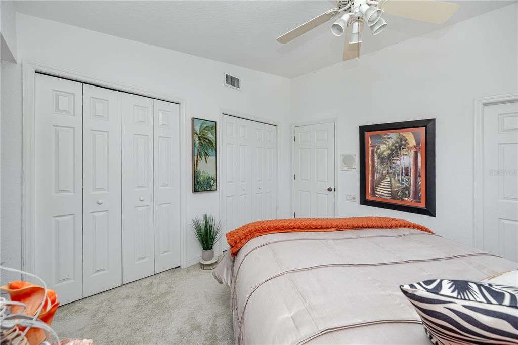 For Sale: $525,000 (3 beds, 4 baths, 2174 Square Feet)