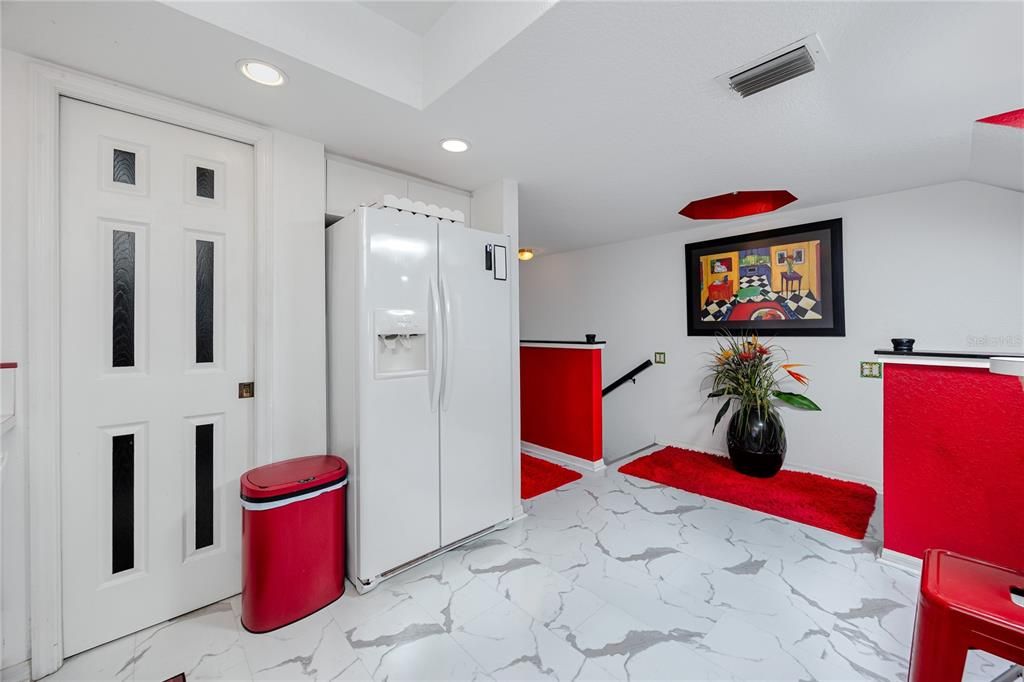 For Sale: $525,000 (3 beds, 4 baths, 2174 Square Feet)
