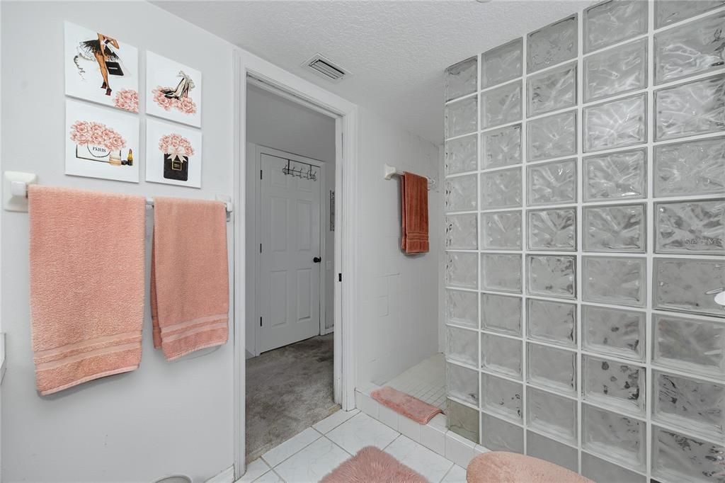 For Sale: $525,000 (3 beds, 4 baths, 2174 Square Feet)