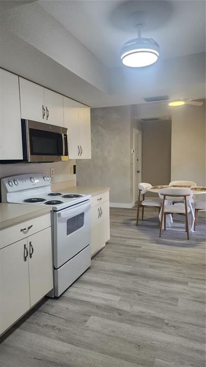 En Venta: $229,000 (2 camas, 2 baños, 1109 Pies cuadrados)