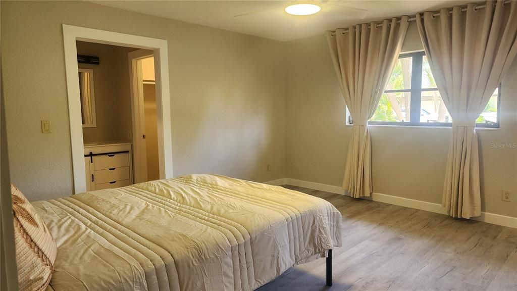 En Venta: $229,000 (2 camas, 2 baños, 1109 Pies cuadrados)