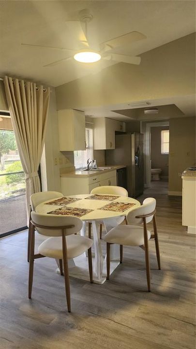 En Venta: $229,000 (2 camas, 2 baños, 1109 Pies cuadrados)