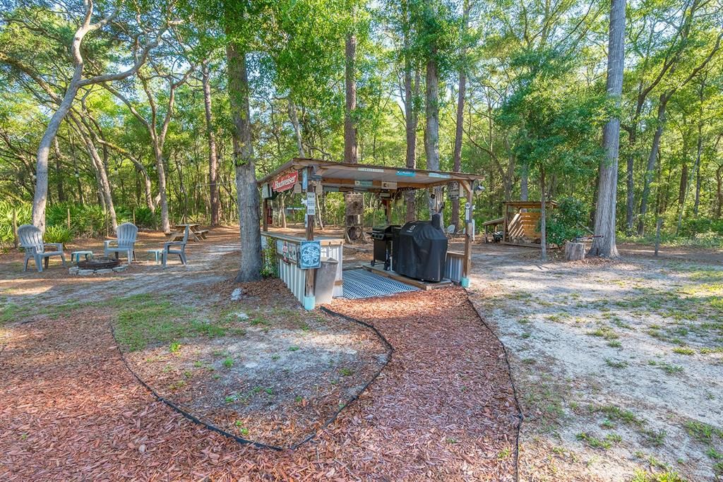 For Sale: $325,000 (2 beds, 2 baths, 1200 Square Feet)