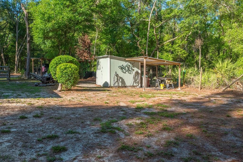 For Sale: $325,000 (2 beds, 2 baths, 1200 Square Feet)
