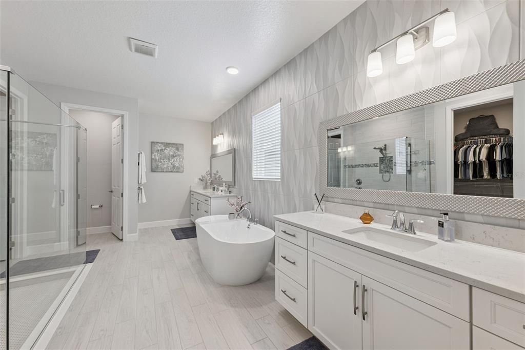 For Sale: $1,125,000 (4 beds, 3 baths, 4234 Square Feet)