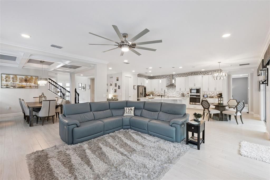 For Sale: $1,125,000 (4 beds, 3 baths, 4234 Square Feet)