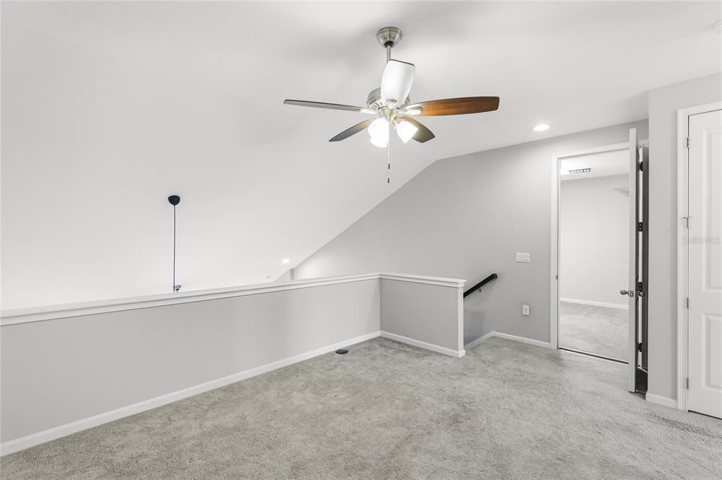 En Venta: $450,000 (3 camas, 2 baños, 1837 Pies cuadrados)