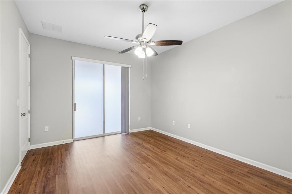 En Venta: $450,000 (3 camas, 2 baños, 1837 Pies cuadrados)