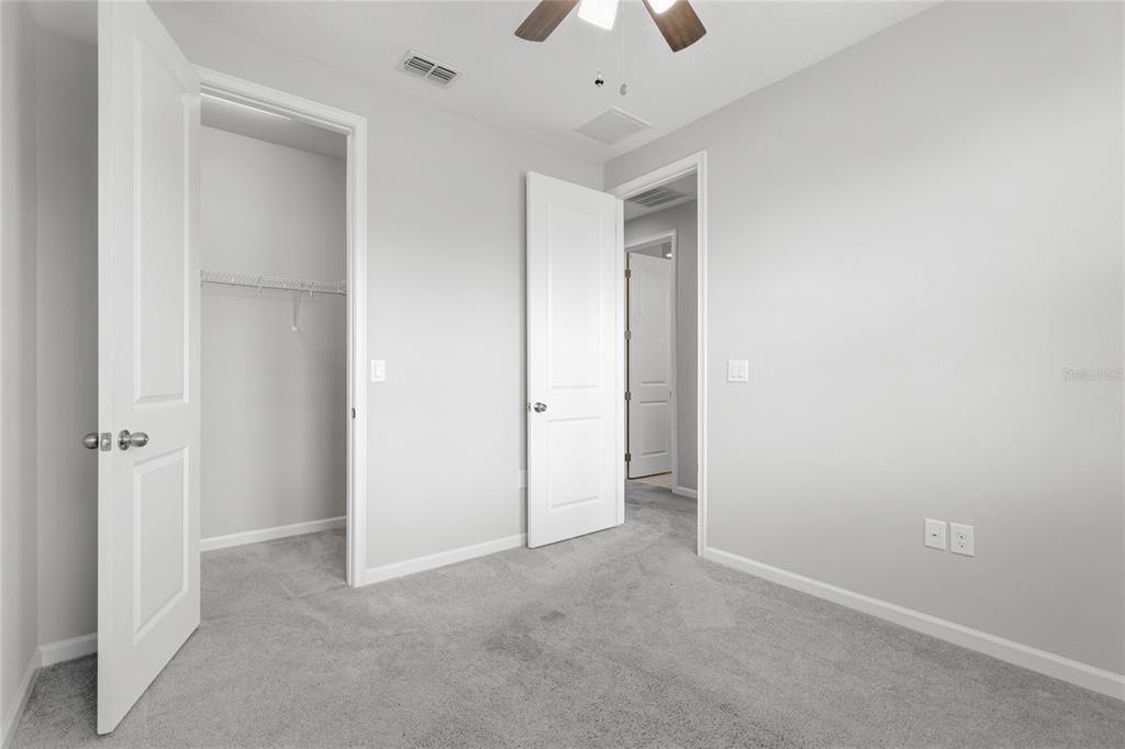 En Venta: $450,000 (3 camas, 2 baños, 1837 Pies cuadrados)