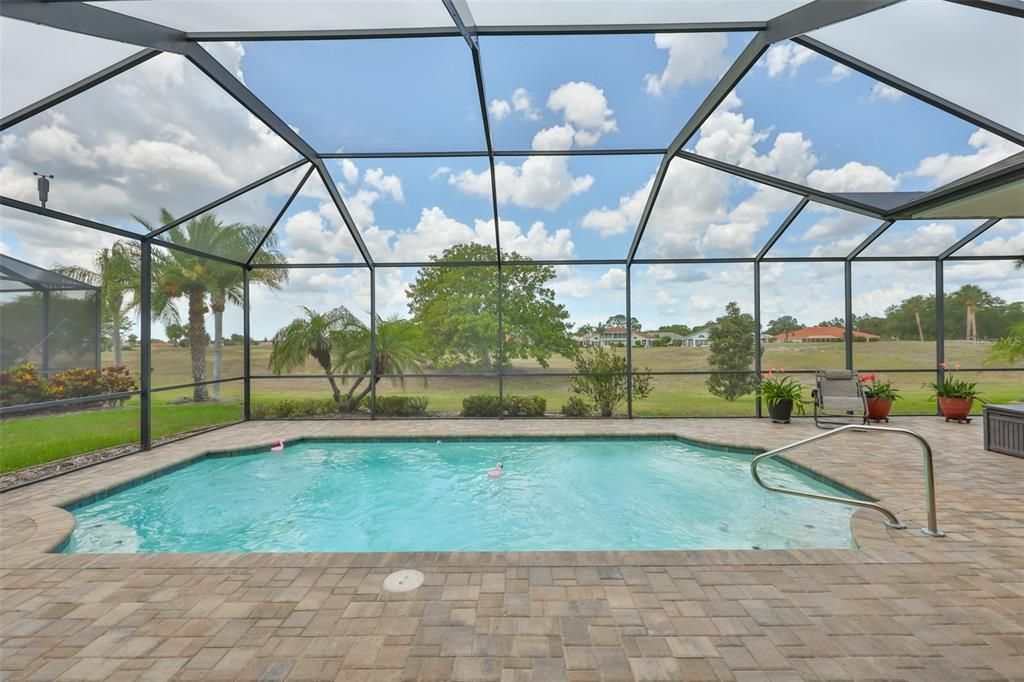 For Sale: $649,999 (3 beds, 2 baths, 2377 Square Feet)