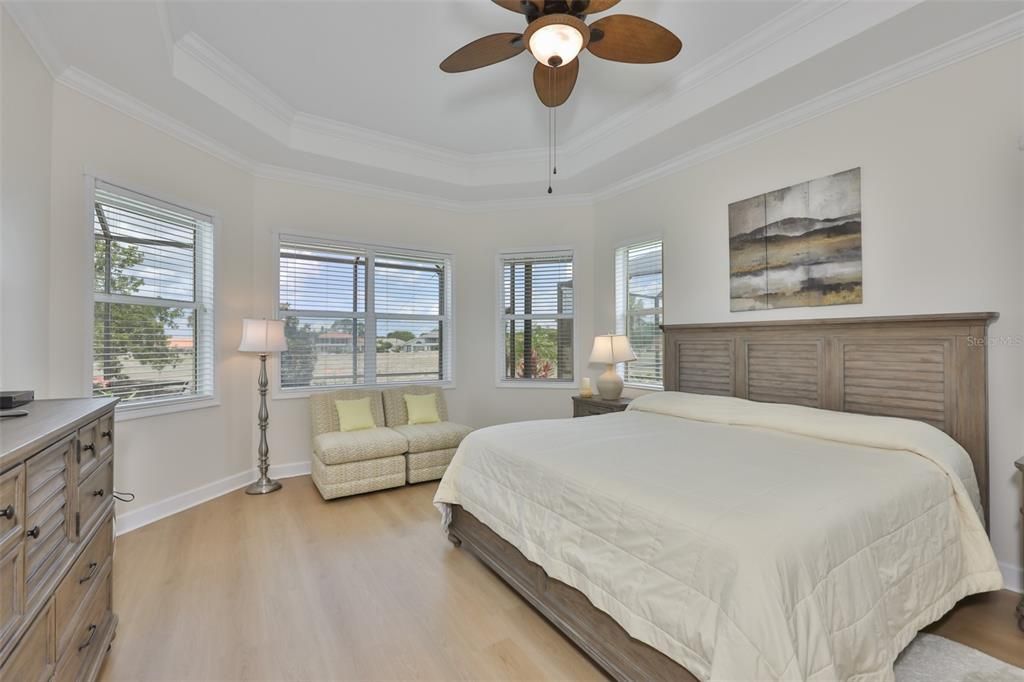 For Sale: $649,999 (3 beds, 2 baths, 2377 Square Feet)