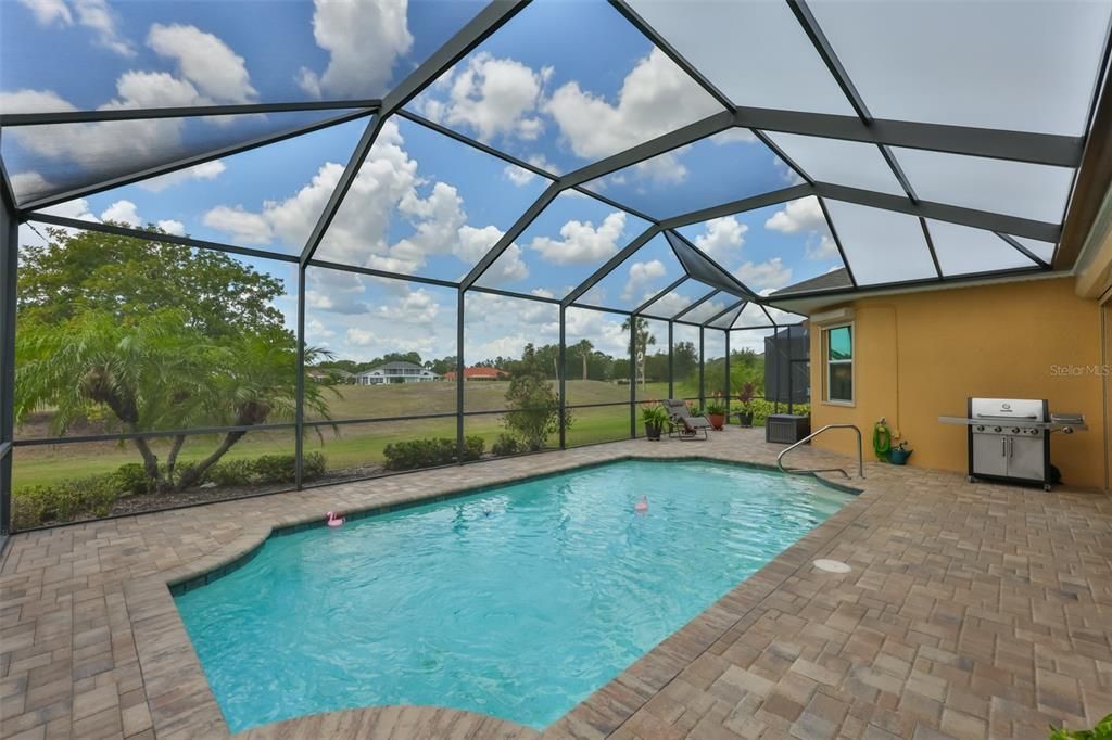 For Sale: $649,999 (3 beds, 2 baths, 2377 Square Feet)