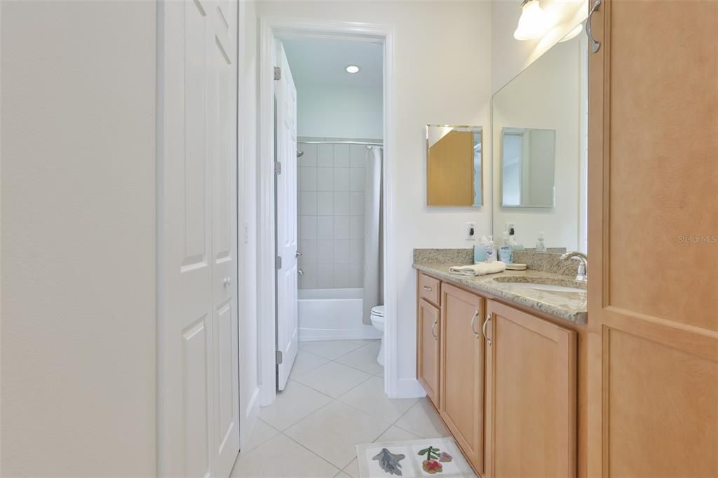 For Sale: $649,999 (3 beds, 2 baths, 2377 Square Feet)