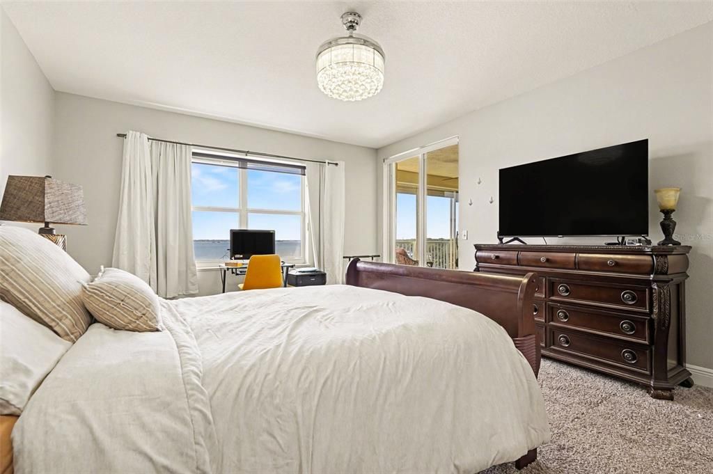 En Venta: $525,000 (2 camas, 2 baños, 1616 Pies cuadrados)